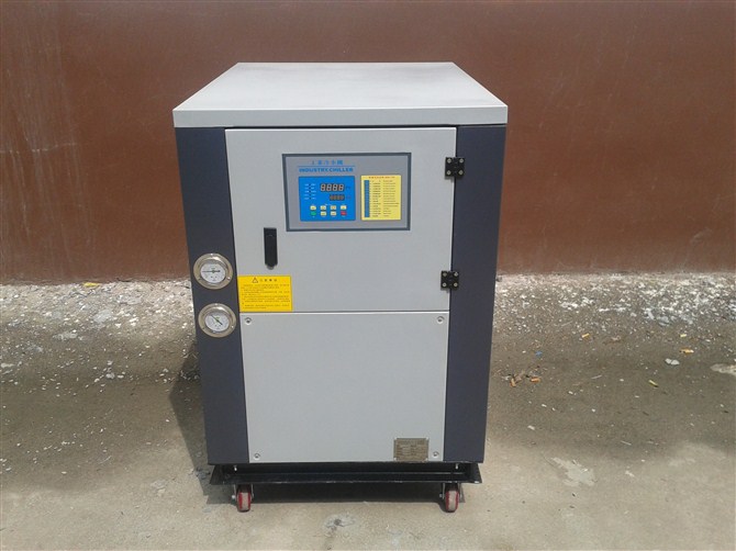 水冷式工業(yè)冷水機，箱式冷水機，工業(yè)冷水機組